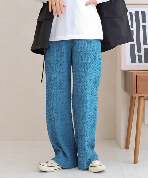 Social GIRL(ソーシャルガール)の「ジャガードストレートパンツ(その他パンツ・レディース・ブラック/ベージュ/ブルー/オフホワイト・M)」の4枚目の写真