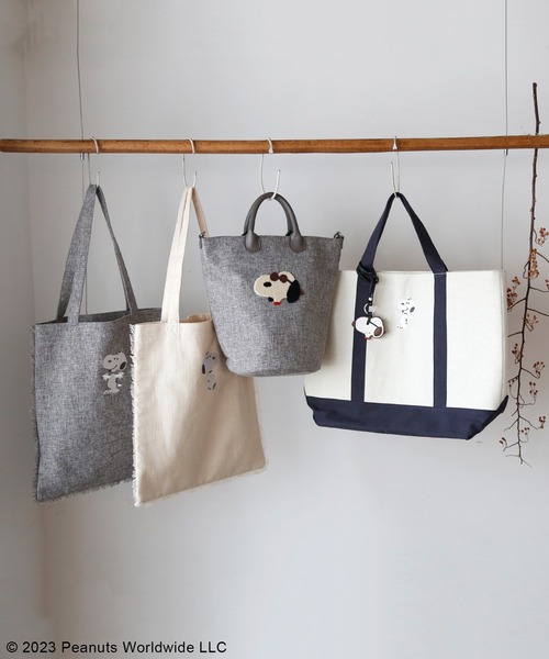 SNOOPY（スヌーピー）の「【CHICKS】SNOOPY　フリンジトートバッグ（トートバッグ・レディース・アイボリー/グレー・FREE）」の6枚目の写真