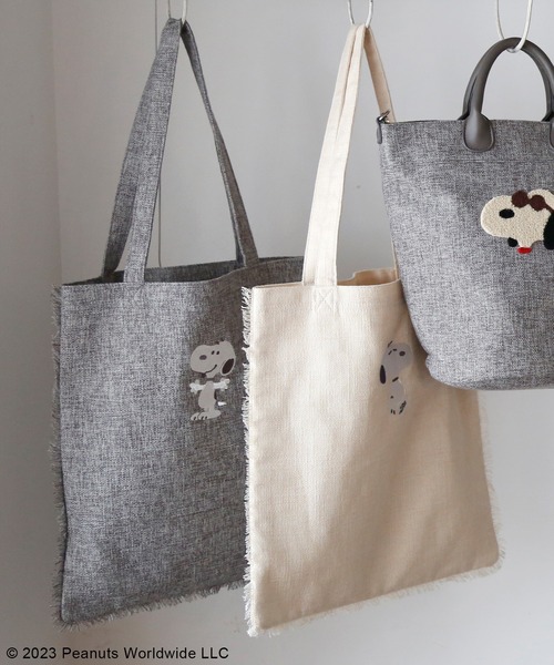 SNOOPY（スヌーピー）の「【CHICKS】SNOOPY　フリンジトートバッグ（トートバッグ・レディース・アイボリー/グレー・FREE）」の5枚目の写真
