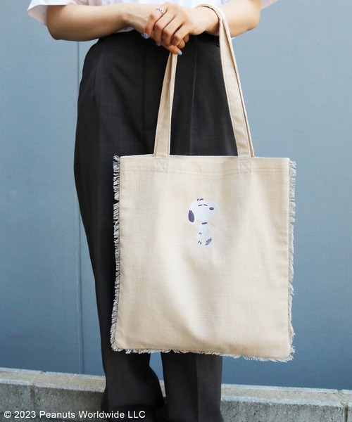SNOOPY（スヌーピー）の「【CHICKS】SNOOPY　フリンジトートバッグ（トートバッグ・レディース・アイボリー/グレー・FREE）」の13枚目の写真