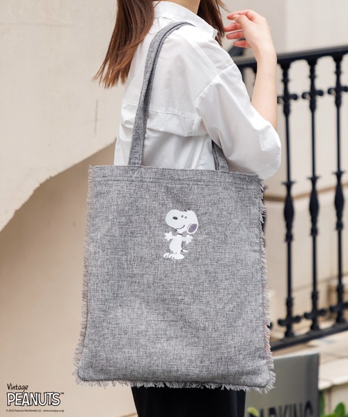 SNOOPY（スヌーピー）の「【CHICKS】SNOOPY　フリンジトートバッグ（トートバッグ・レディース・アイボリー/グレー・FREE）」の16枚目の写真