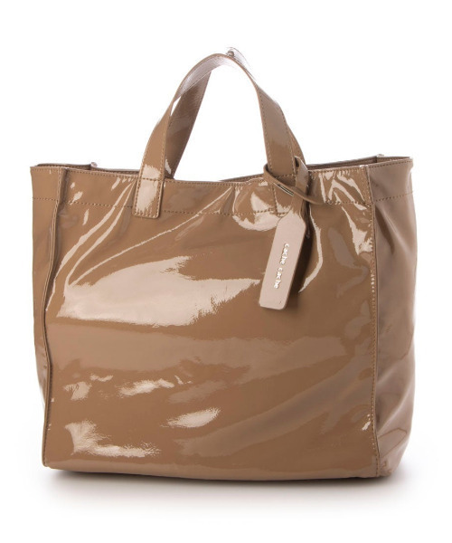 cache cache(カシュ カシュ)の「カシュカシュ cachecache / ソフトエナメルスクエア手提げトート(トートバッグ・レディース・ブラック系その他/アイボリー/ブルー/ライトグリーン/レオパード/ベージュ/ラベンダー/ブラック/ワイン/ライトイエロー/ホワイト/ブルー系その他/ダークグレー/ライトグレー/ライトブルー・FREE)」の7枚目の写真