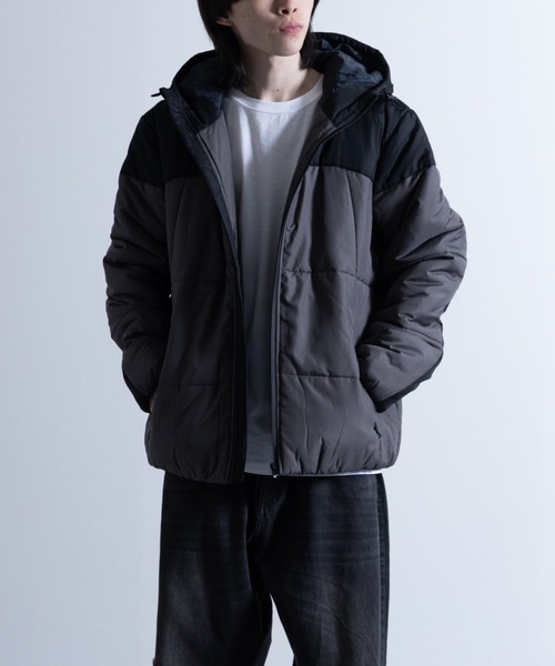 バイカラー ダウンジャケット 黒と青 NYLAUS（ナイラス）の「レギュラーフィット デュスポ バイカラー