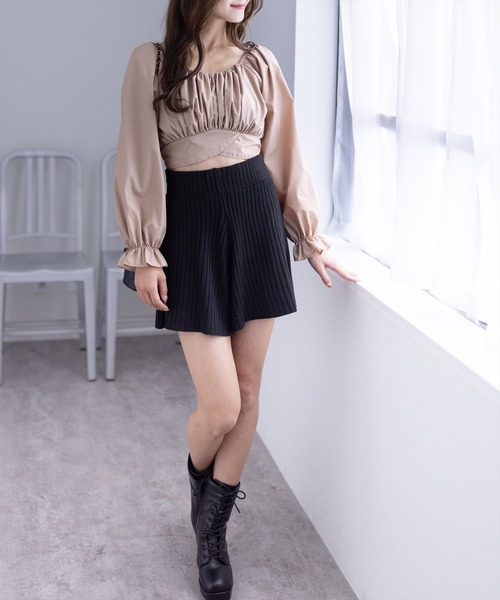 clear（クリア）の「クロスバックリボンブラウス [着回し力抜群 大人 カジュアル 短丈ブラウス]（シャツ/ブラウス・レディース・ベージュ/ブラック/サックスブルー/オフホワイト・F）」の17枚目の写真