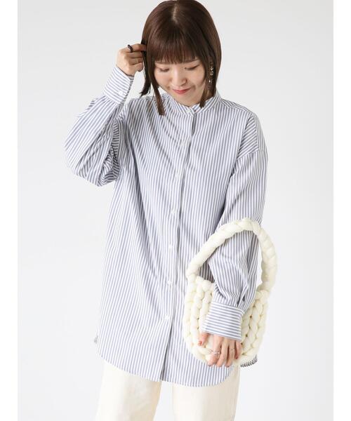 Lugnoncure(ルノンキュール)の「スタンドカラーリラックスシャツ(シャツ/ブラウス・レディース・グレー/ネイビー/グリーン/レッド・F)」の2枚目の写真