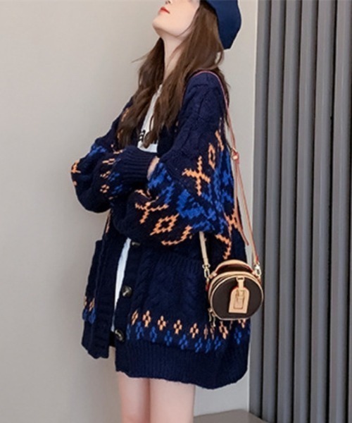 ｔｏｌｅｎｅ（トレネ）の「ノルディック柄ざっくり編みニットカーディガン（カーディガン/ボレロ・レディース・ネイビー/ホワイト・FREE）」の8枚目の写真