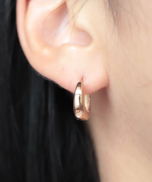 ebine(エビネ)の「Drop Hoop Pierce(ピアス(両耳用)・レディース・ピンクゴールド/ゴールド/シルバー・FREE)」の9枚目の写真