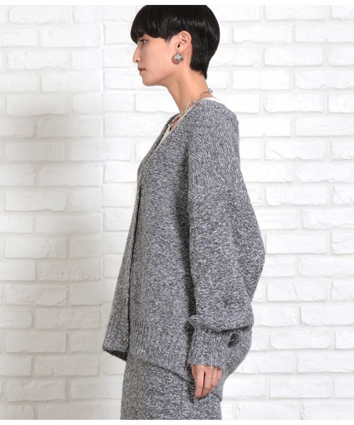 Settimissimo（セッティミッシモ）の「ボリュームスリーブミックスニットカーディガン（カーディガン/ボレロ・レディース・グレー/グリーン・M）」の7枚目の写真