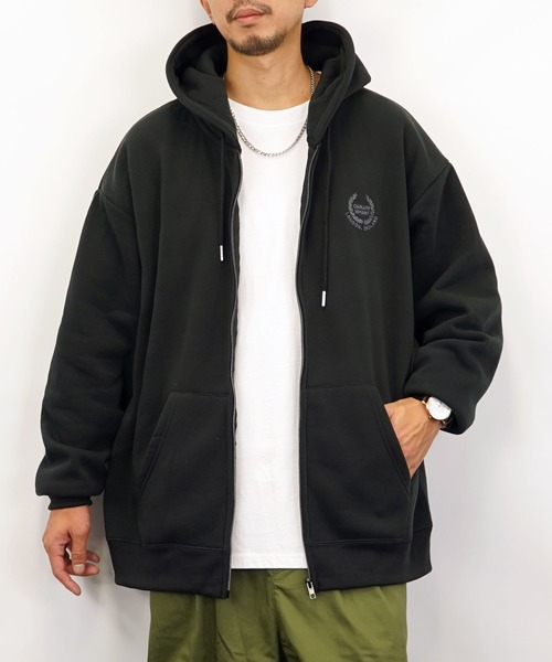 Burner（バーナー）の「【GROOVY STORE】ビッグシルエットワンポイント刺繍ZIPパーカー裏起毛（パーカー・メンズ・ブラック/グレイッシュベージュ/インディゴブルー/ライトブラック/杢グレー・L/M/LL）」の7枚目の写真