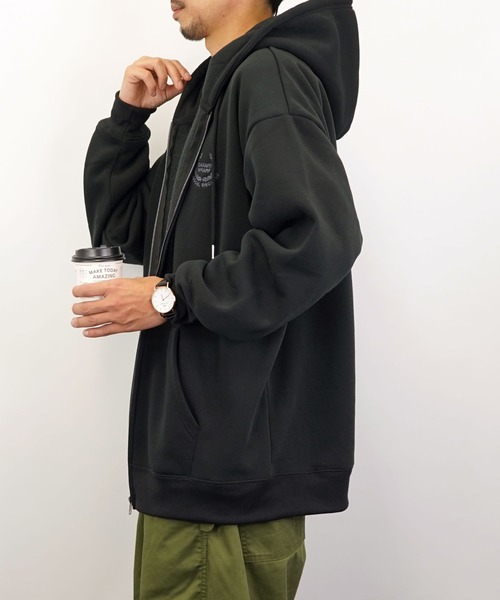 Burner（バーナー）の「【GROOVY STORE】ビッグシルエットワンポイント刺繍ZIPパーカー裏起毛（パーカー・メンズ・ブラック/グレイッシュベージュ/インディゴブルー/ライトブラック/杢グレー・L/M/LL）」の11枚目の写真