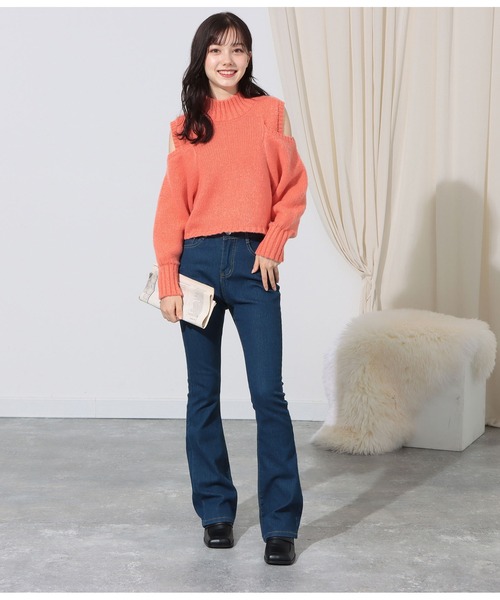 CHILLE（チル）の「スリットショルダー起毛ニットトップス（ニット/セーター・レディース・ブラック/グレイッシュベージュ/オレンジ・FREE）」の14枚目の写真