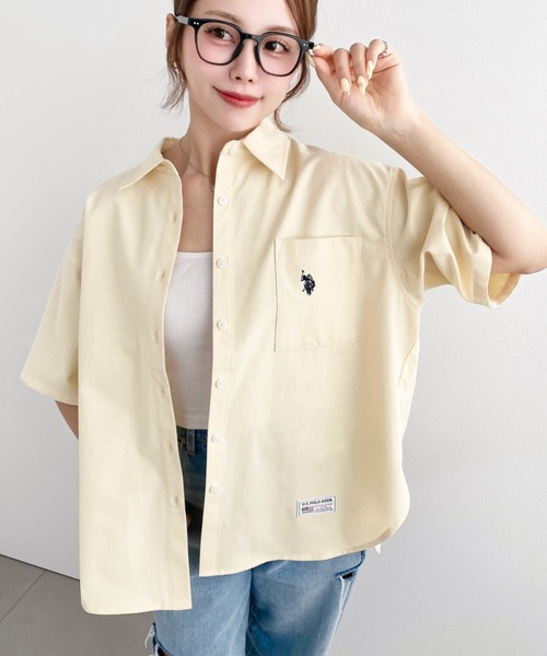U.S. POLO ASSN.(ユーエスポロアッスン)の「moment+別注【U.S.POLO ASSN.】ワンポイント刺繍半袖オックスシャツ(シャツ/ブラウス・レディース・オフホワイト/ブルー/ブラック/イエロー/ピンク・M/L)」の17枚目の写真
