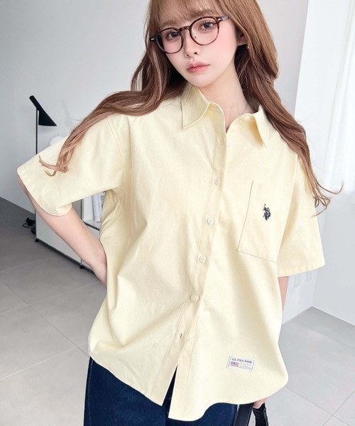 U.S. POLO ASSN.(ユーエスポロアッスン)の「moment+別注【U.S.POLO ASSN.】ワンポイント刺繍半袖オックスシャツ(シャツ/ブラウス・レディース・オフホワイト/ブルー/ブラック/イエロー/ピンク・M/L)」の11枚目の写真