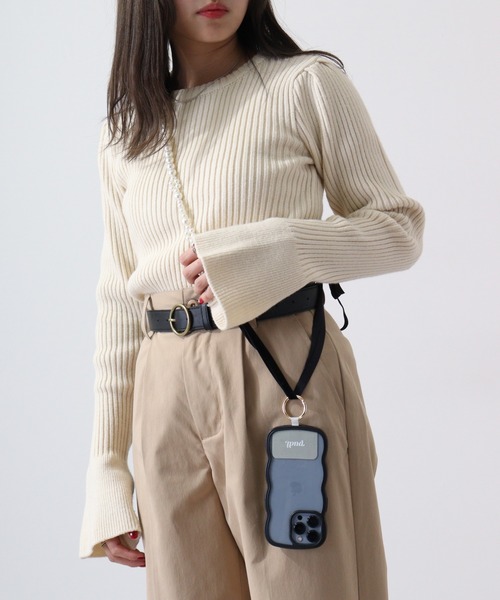 Ree&Mee（リーアンドミー）の「Ree&Mee ベロア パール スマホショルダーストラップ（スマホグッズ・レディース・ゴールド・FREE）」の12枚目の写真