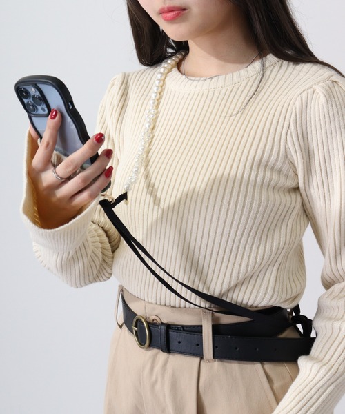 Ree&Mee（リーアンドミー）の「Ree&Mee ベロア パール スマホショルダーストラップ（スマホグッズ・レディース・ゴールド・FREE）」の15枚目の写真