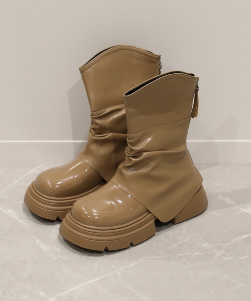 shoes365(シューズスリーシックスファイヴ)の「【shoes365】レイヤー厚底ブーツ(ブーツ・レディース・オフホワイト/ブラック/ベージュ・24.0cm/22.5cm/24.5cm/23.5cm/25.0cm/23.0cm)」の1枚目の写真