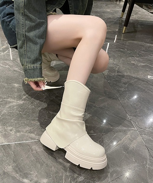 shoes365(シューズスリーシックスファイヴ)の「【shoes365】レイヤー厚底ブーツ(ブーツ・レディース・オフホワイト/ブラック/ベージュ・24.0cm/22.5cm/24.5cm/23.5cm/25.0cm/23.0cm)」の21枚目の写真