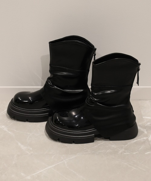 shoes365(シューズスリーシックスファイヴ)の「【shoes365】レイヤー厚底ブーツ(ブーツ・レディース・オフホワイト/ブラック/ベージュ・24.0cm/22.5cm/24.5cm/23.5cm/25.0cm/23.0cm)」の14枚目の写真