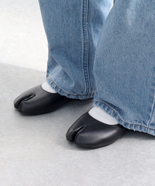 A.P.C. 黒 メリージェーンラウンドトゥパンプス 保存袋付き セール】メリージェーンタビパンプス 足袋（パンプス）｜LibertyDoll