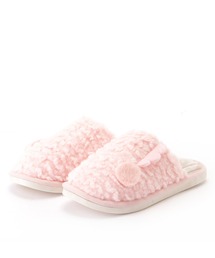 Lace Ladies（レースレディース）の「羽付き ふわふわ ファー ルーム スリッパ（ルームシューズ/スリッパ）」
