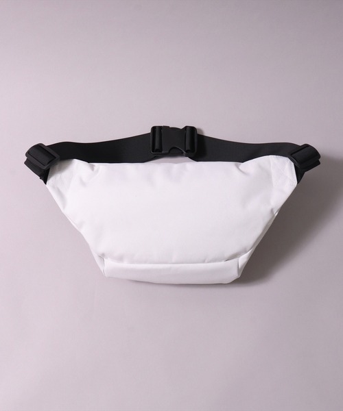 Keith Haring（キース・ヘリング）の「(LF)【Keith Haring】【heart】グログラン ウエストバッグ（ボディバッグ/ウエストポーチ・レディース・ブラック/オフホワイト・ONE SIZE）」の12枚目の写真