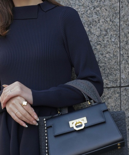 HUIT bouquet（ユイット）の「衿付き ホールガーメント ニット