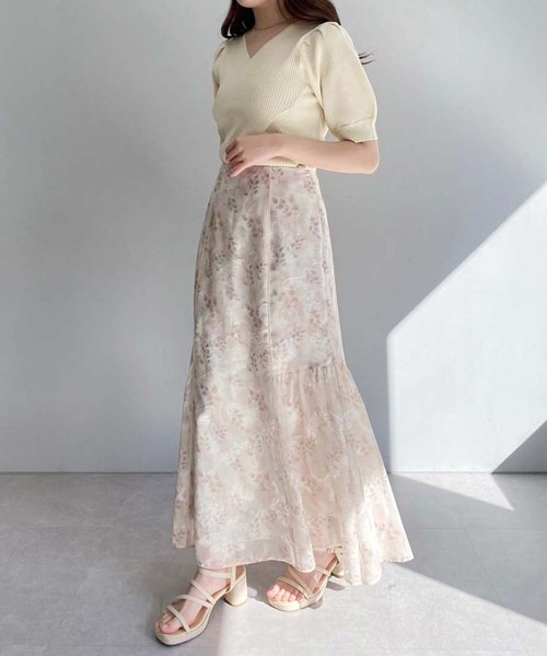 one after another NICE CLAUP(ワンアフターアナザーナイスクラップ)の「SMサイズ展開/水彩花マーメイドスカート【WEB限定商品】(スカート・レディース・ベージュ系その他/グレー系その他/ピンク系その他・SMALL/MEDIUM)」の15枚目の写真