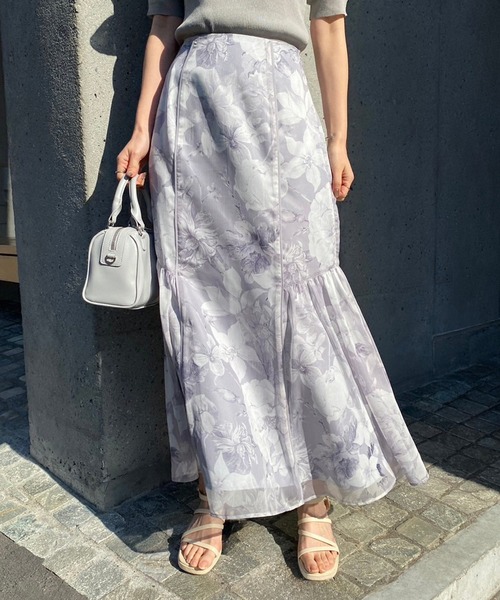one after another NICE CLAUP(ワンアフターアナザーナイスクラップ)の「SMサイズ展開/水彩花マーメイドスカート【WEB限定商品】(スカート・レディース・ベージュ系その他/グレー系その他/ピンク系その他・SMALL/MEDIUM)」の4枚目の写真
