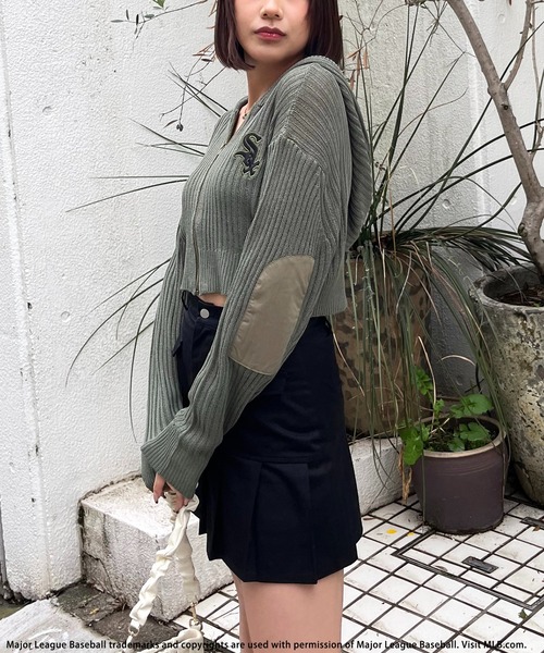 BACK TO THE FIELD（バック トゥー ザ フィールド）の「【MLB】エルボーパッチスプリングニットロゴパーカー（パーカー・レディース・カーキ/ベージュ/ブラック・FREE）」の13枚目の写真