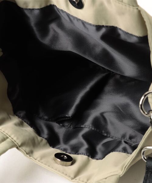 COLDE (コルデ)の「【COLDE】フリルデザイン2WAYトートバッグ ショルダーバッグ 3241-505-1(ショルダーバッグ・レディース・オリーブ/アイボリー/ブラック・FREE)」の4枚目の写真