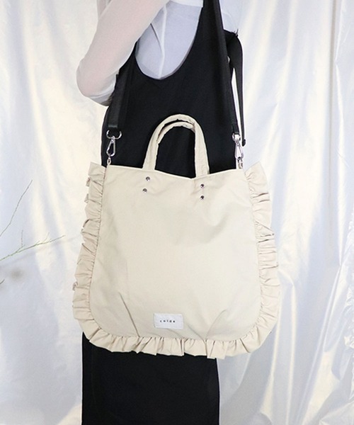 COLDE (コルデ)の「【COLDE】フリルデザイン2WAYトートバッグ ショルダーバッグ 3241-505-1(ショルダーバッグ・レディース・オリーブ/アイボリー/ブラック・FREE)」の1枚目の写真