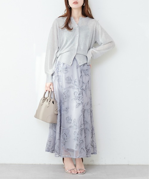 natural couture(ナチュラルクチュール)の「ラメシアークルーネックカーディガン(カーディガン/ボレロ・レディース・ブルー/オフホワイト/ブラック/ライトグレー/ラベンダー・FREE)」の19枚目の写真
