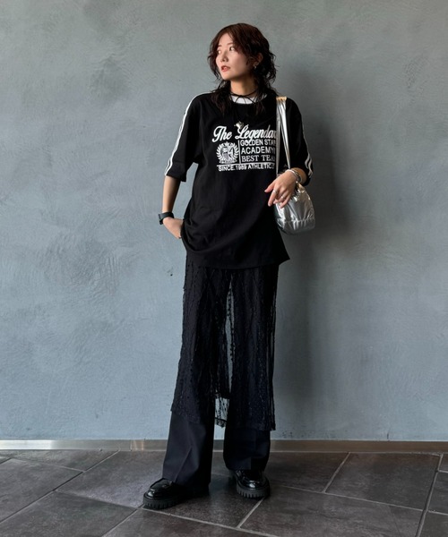 LVEU.(ラブユ.)の「【LVEU.】フロントロゴオーバーTシャツ / トップス カットソー Tシャツ 半袖 プリント プリントT オーバー ブラック ホワイト(Tシャツ/カットソー・レディース・ホワイト/ブラック・FREE)」の7枚目の写真