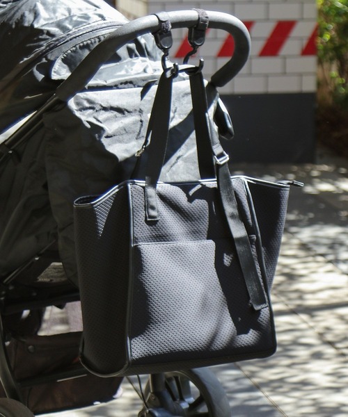 LEPSIM(レプシィム)の「【パパママ使える】アソートTOTE 110879(マザーズバッグ・レディース・ブラック/アイボリー/ブラック系その他・ONE SIZE)」の6枚目の写真