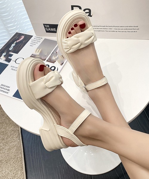 Miniministore(ミニミニストア)の「厚底サンダル レディース 韓国風 美脚(サンダル・レディース・ブラック/アイボリー/ベージュ・22.5cm/23.0cm/23.5cm/24.0cm/24.5cm/25.0cm)」の10枚目の写真