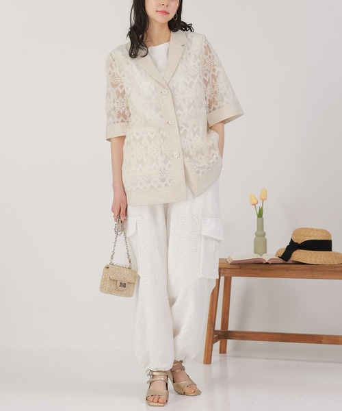 somari imagination(ソマリ イマジネーション)の「『レース×リネン混シアージャケット』(シャツ/ブラウス・レディース・ブラック/ナチュラル・2/1)」の11枚目の写真