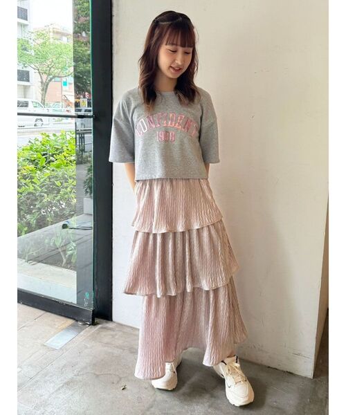 CALNAMUR（カルナムール）の「メタリックロゴスウェットトップス【セットアップ対応】（Tシャツ/カットソー・レディース・ピンク/グレー/ブラック・FREE）」の8枚目の写真