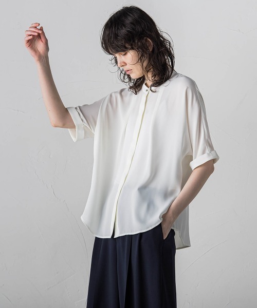 la.f…(ラエフ)の「バックサテンアムンゼンブラウス≪洗濯機で洗える/吸水速乾≫(シャツ/ブラウス・レディース・ライトグレー/グリーン/ネイビー/ホワイト・9号)」の2枚目の写真
