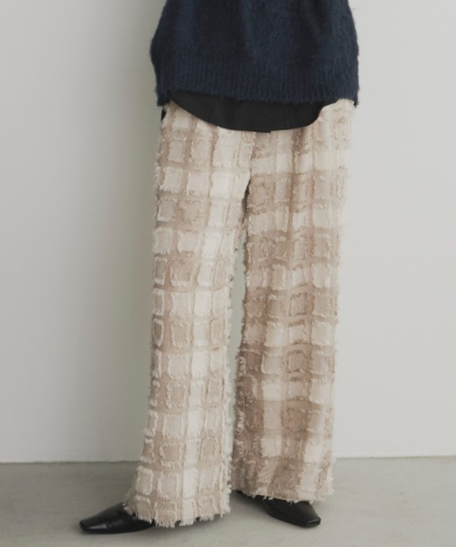 Libra Cue（リブラ キュー）の「フリンジストレートイージーパンツ（その他パンツ・レディース・マルチ/アイボリー/ブラック/グレー・FREE）」の4枚目の写真