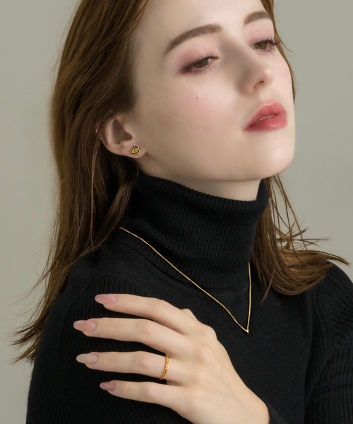 muku(ムク)の「PIERCE/MINI ROSE(ピアス(両耳用)・レディース・シルバー/ゴールド・FREE)」の9枚目の写真