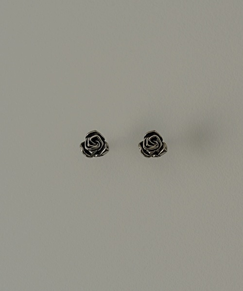 muku(ムク)の「PIERCE/MINI ROSE(ピアス(両耳用)・レディース・シルバー/ゴールド・FREE)」の17枚目の写真