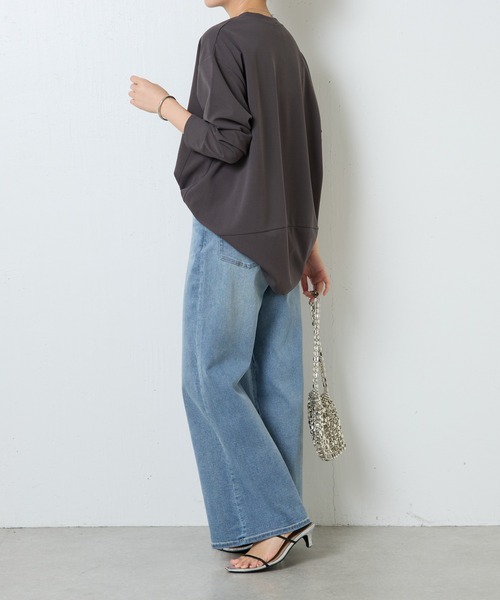 COLLAGE GALLARDAGALANTE（コラージュガリャルダガランテ）の「裾ラウンド切り替えロンＴ（Tシャツ/カットソー・レディース・ホワイト/チャコールグレー・FREE）」の20枚目の写真