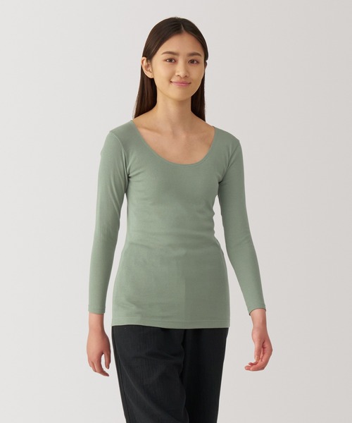 無印良品（ムジルシリョウヒン）の「（綿１００％）婦人　あったか綿　Ｕネック八分袖Ｔシャツ（インナーウェア/肌着・レディース・ブラック/ライトベージュ/ブラウン系/オフホワイト/ライトイエロー/ライトグリーン/ブラウン/ネイビー・S/M/L/XL）」の6枚目の写真