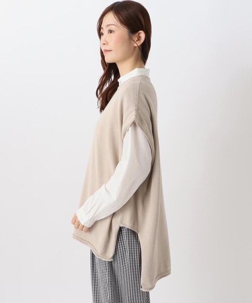 one'sterrace(ワンズテラス)の「綿ニットワイドベスト(ベスト・レディース・アイボリー系8/グレー系その他7/ベージュ系9/ブラック系8・02)」の18枚目の写真