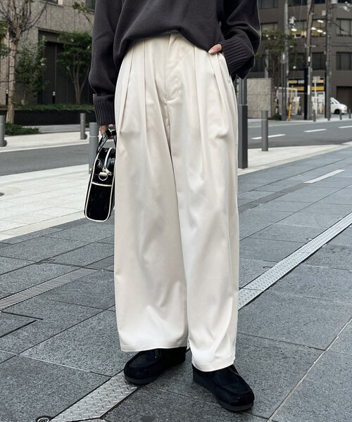 CPCM（シーピーシーエム）の「ボリュームタックスラックス（その他パンツ・レディース・ブラック/ブラウン/ベージュ/グレー/アイボリー・MEDIUM/SMALL）」の7枚目の写真