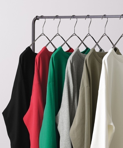HUG.U(ハグユー)の「ドロスト付きロンT(Tシャツ/カットソー・レディース・ホワイト/レッド/グリーン/ブラック/カーキ/グレー・FREE)」の12枚目の写真