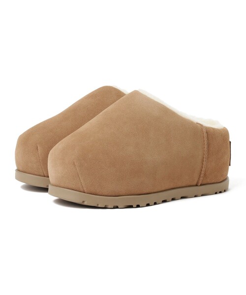 Ray BEAMS（レイビームス）の「UGG(R) / W PUMPED SLIDE（ブーツ・レディース・ブラウン系その他3/ブラック・5/6/7/8）」の2枚目の写真