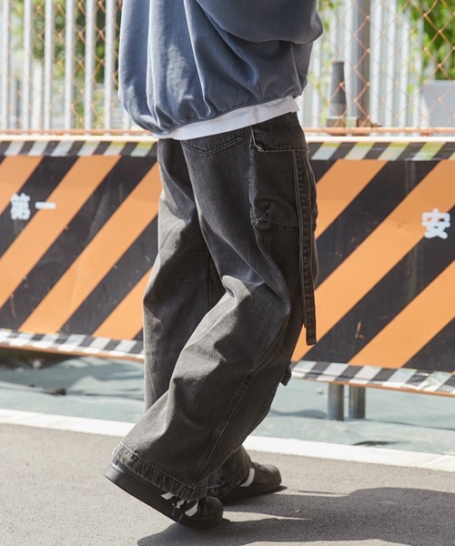 WEGO（ウィゴー）の「WEGO/マルチポケットデニムパンツ（デニムパンツ・メンズ・ブラック系2/コバルトブルー・LARGE/MEDIUM）」の14枚目の写真