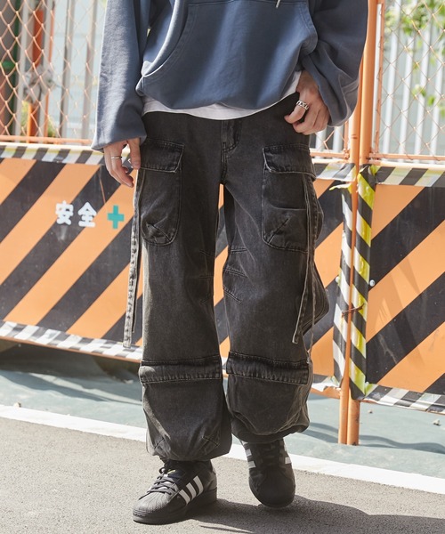 WEGO（ウィゴー）の「WEGO/マルチポケットデニムパンツ（デニムパンツ・メンズ・ブラック系2/コバルトブルー・LARGE/MEDIUM）」の6枚目の写真