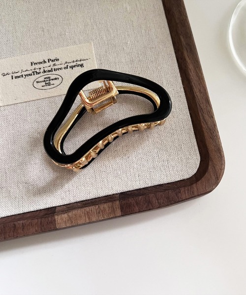 BAYBLO（ベイブロ）の「(SB)韓国風 ニュアンス カーブ バンス ヘアクリップ（バレッタ/ヘアクリップ・レディース・アイボリー/ホワイト系/ブラック/グレイッシュベージュ/ブラウン・ONE SIZE）」の17枚目の写真